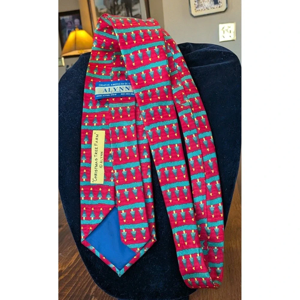 ALynn $70 Christmas‎ Tree Farm Necktie Red Green Holiday Festive Silk Tie